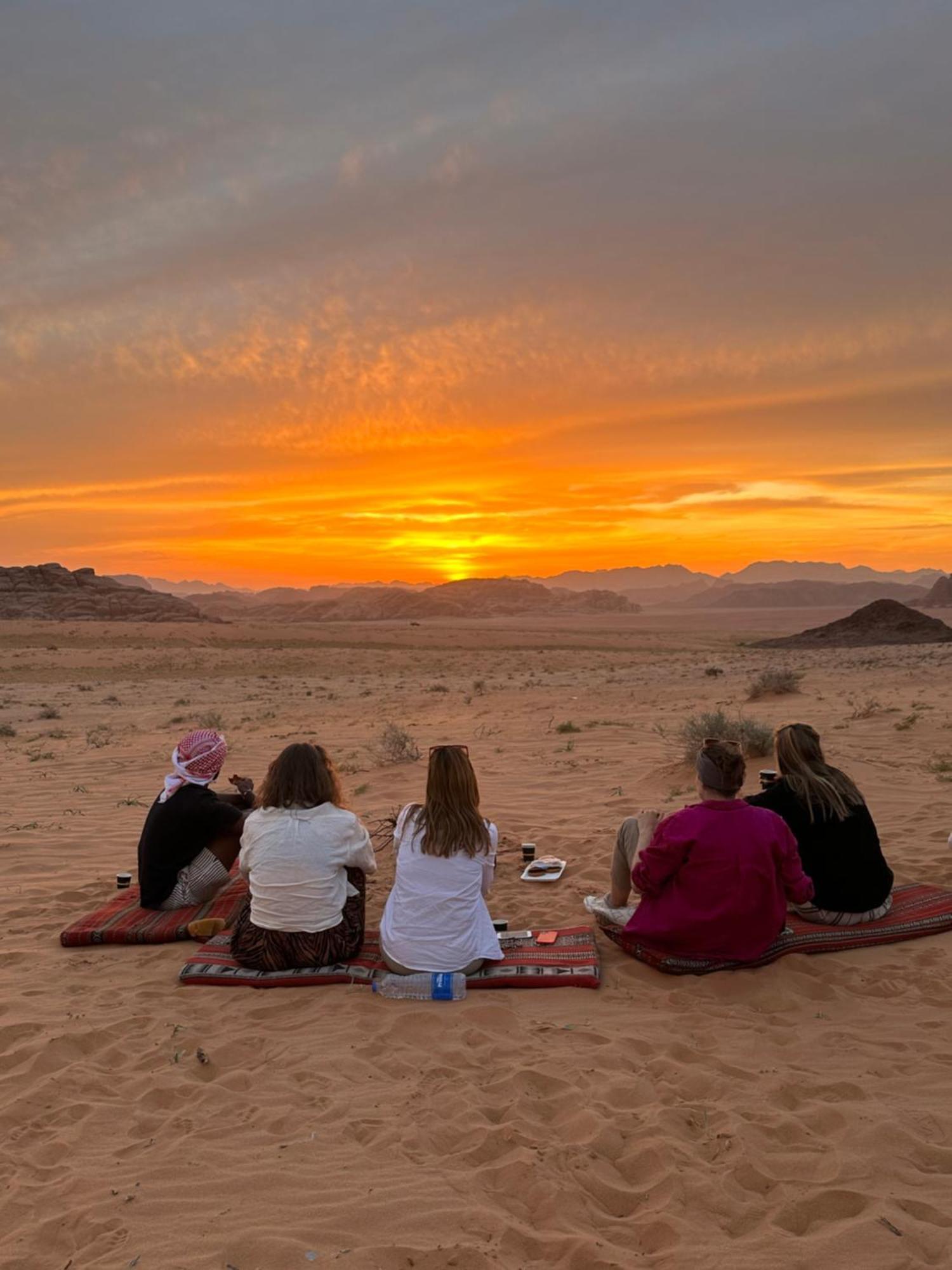 شقة Sunset Dreams Camp وادي رم المظهر الخارجي الصورة